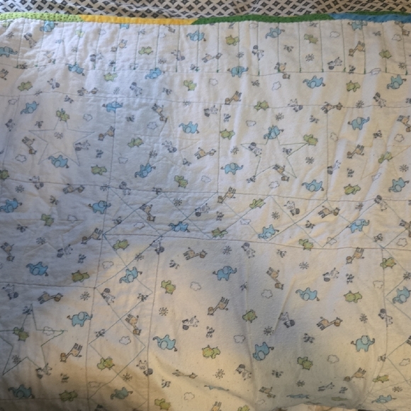 Colorful Patchwork Giraffe Quilt - Picture 2 of 5